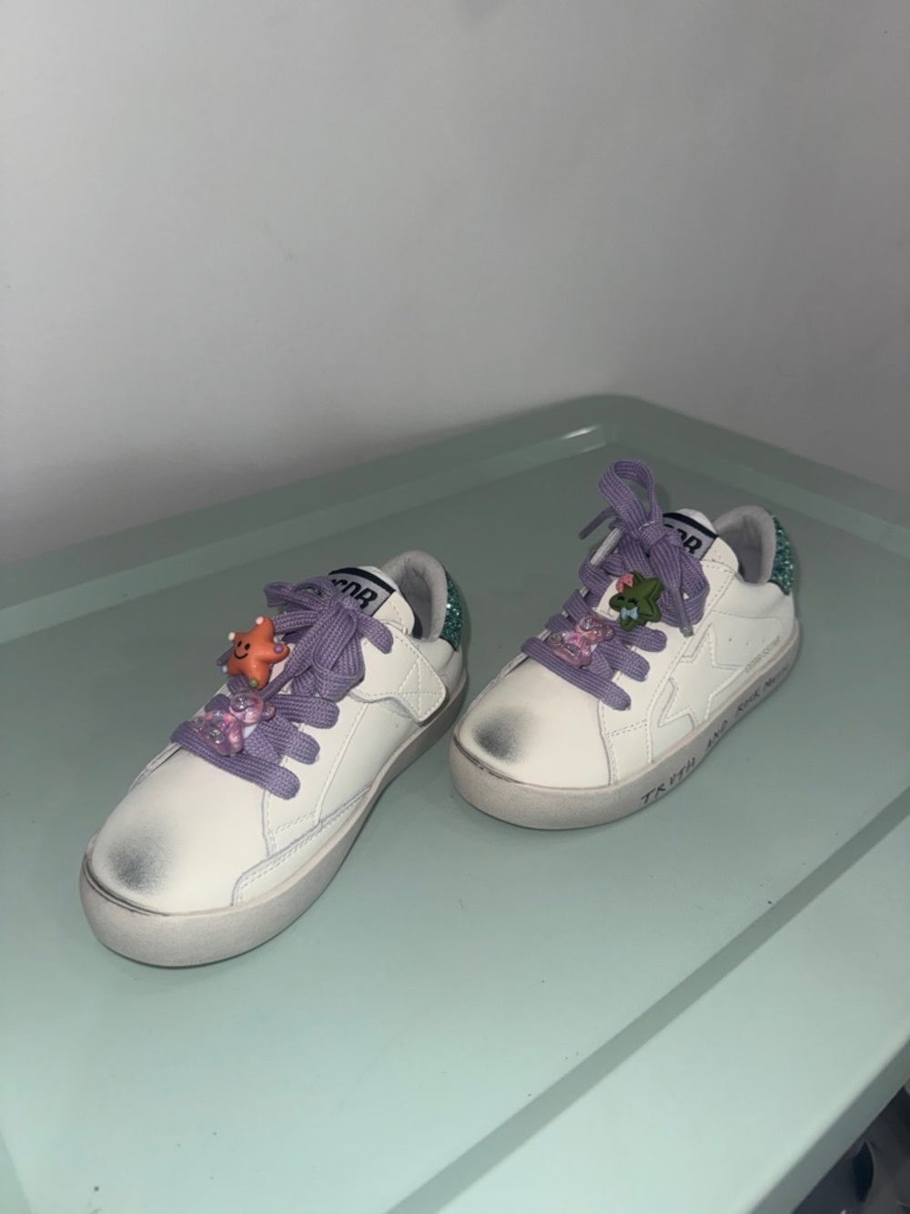 White Kids Sneakers with Lavender Laces and Green Glitter Heel